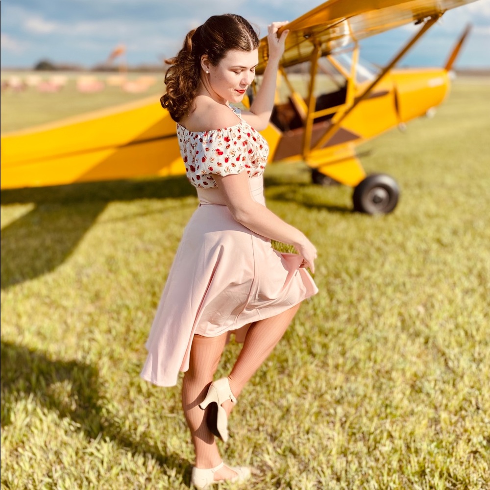 Off the shoulders vintage cottagecore style dress
